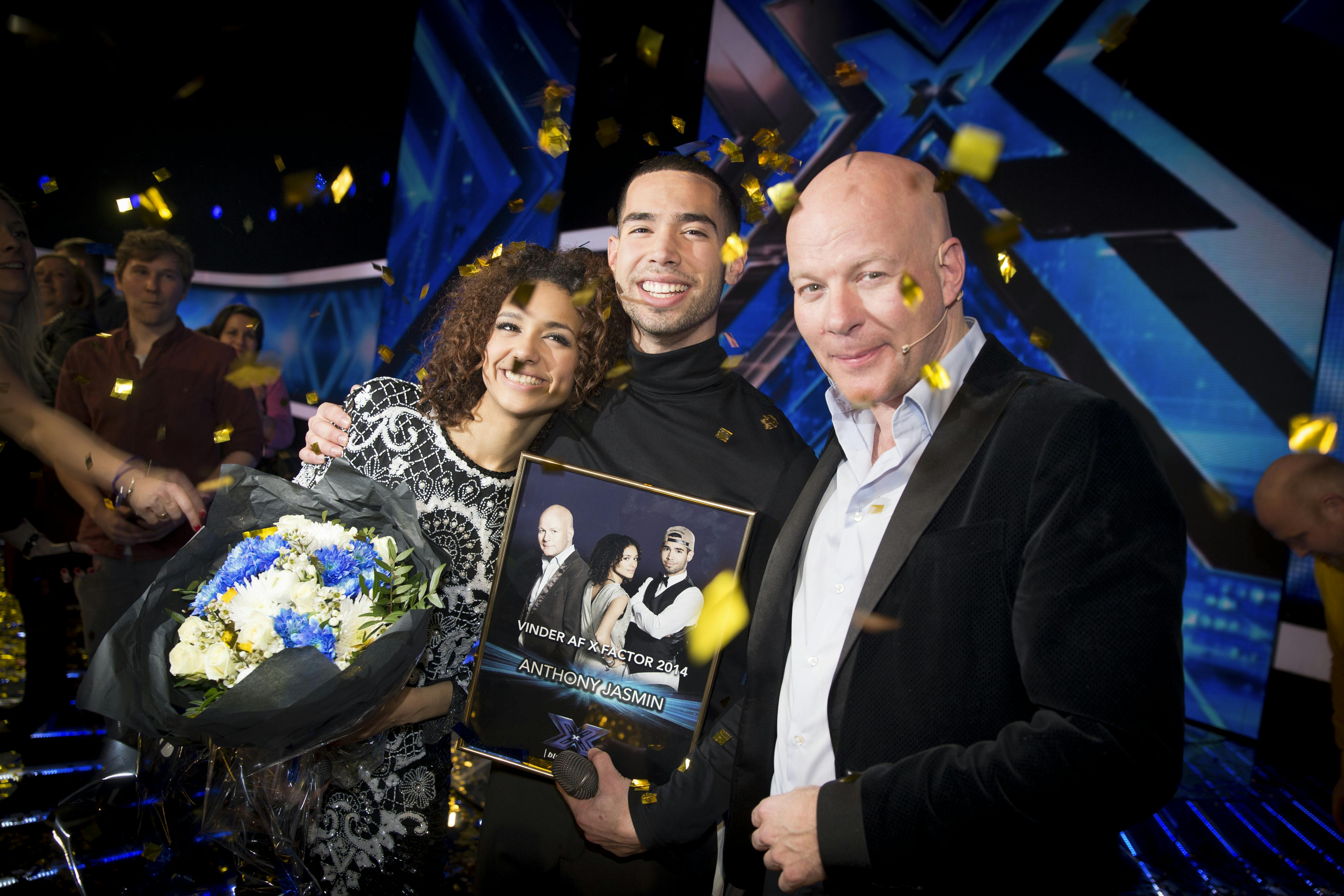 Vinderne af "X Factor" 2014, Anthony og Jasmin med dommer Thomas Blachman.