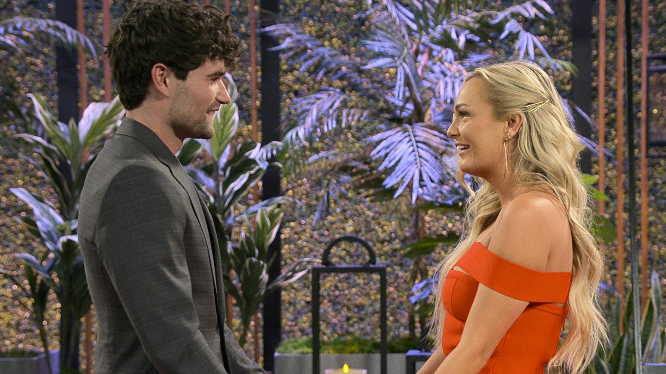 Aldrig sket før i Love is blind: Netflix afslører vildt twist inden