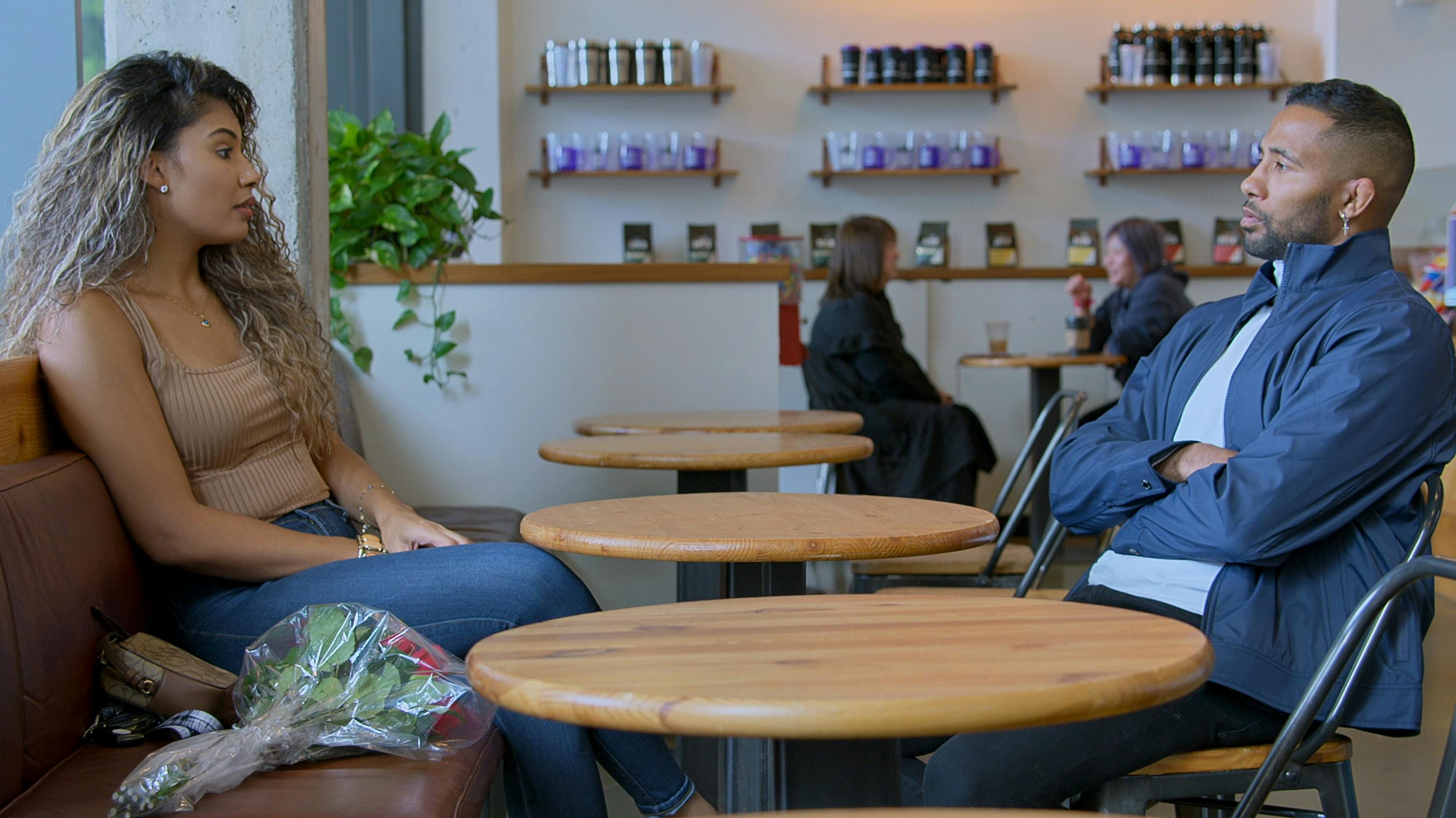 Jackie og Josh på date i "Love is blind".