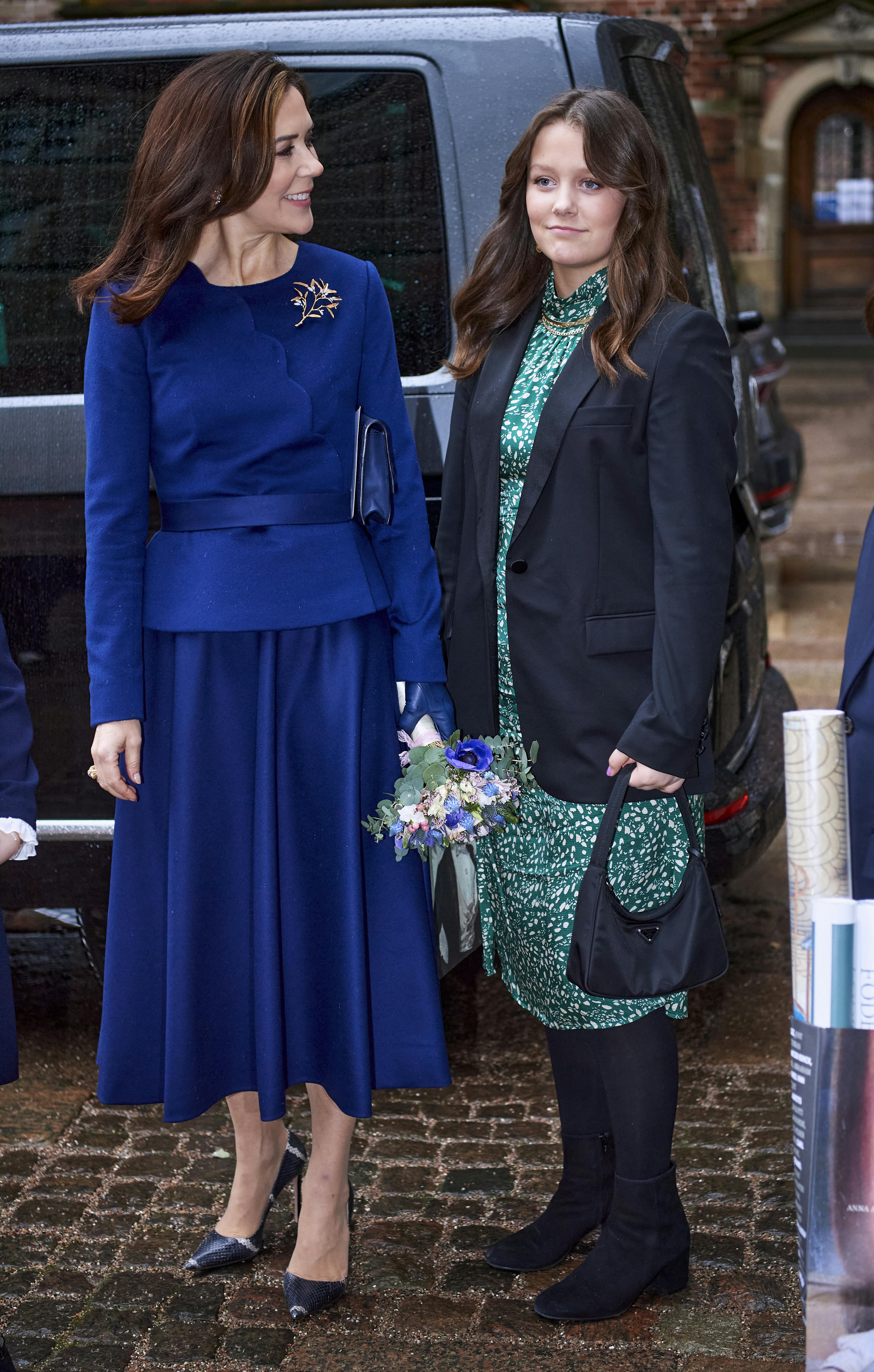 Prinsesse Isabella i den grønne kjole i anledningen af kronprinsessens 50-års fødselsdag.&nbsp;
