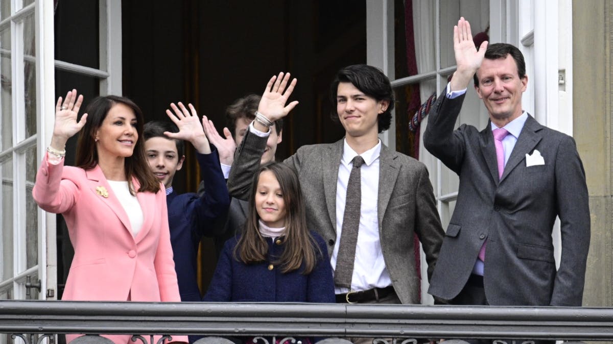 Prinsesse Marie, grev Henrik, komtesse Athena, grev Felix, grev Nikolai og prins Joachim. 