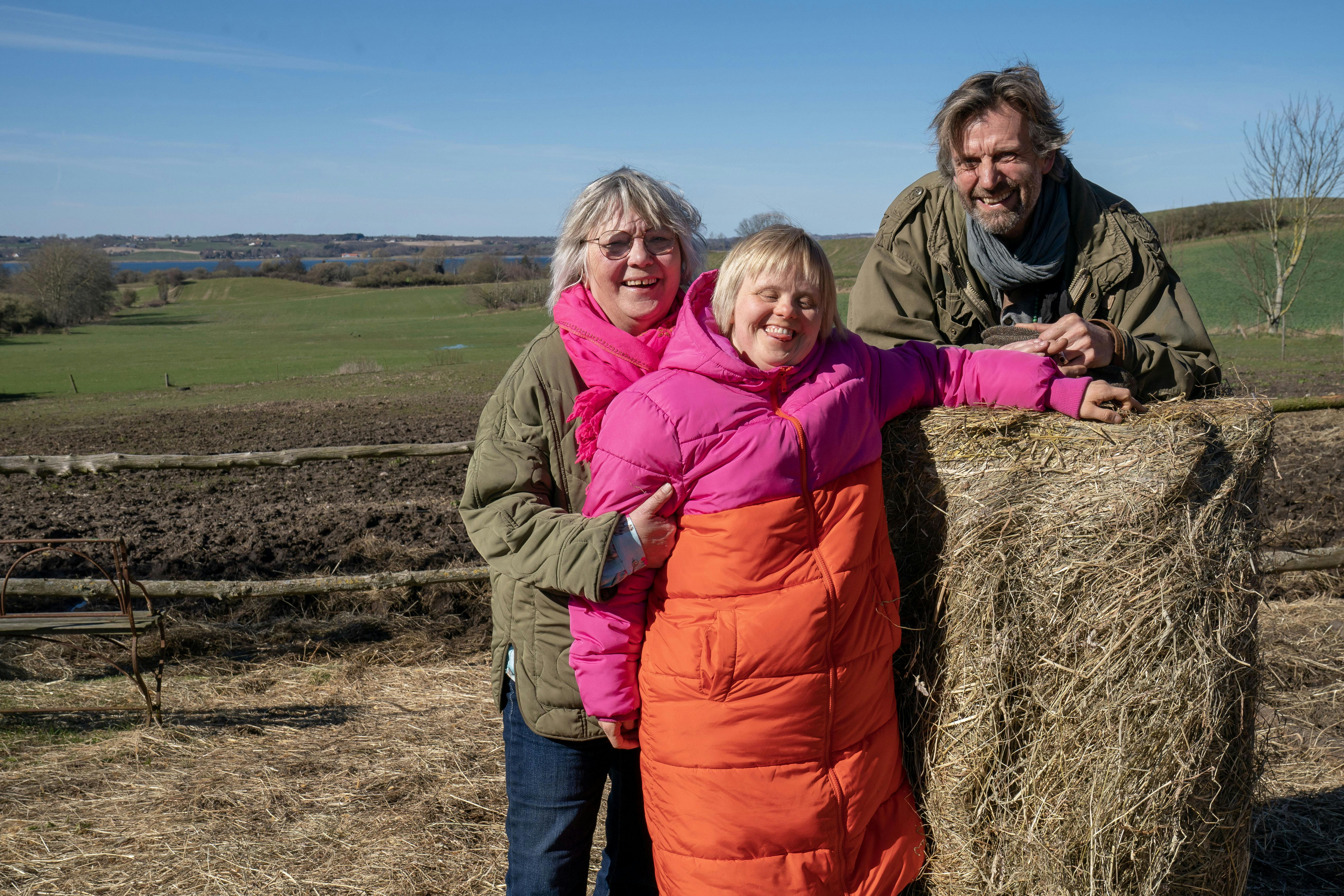 Tilde Bisgaard sammen med sine forældre, Susse og Truels Bisgaard