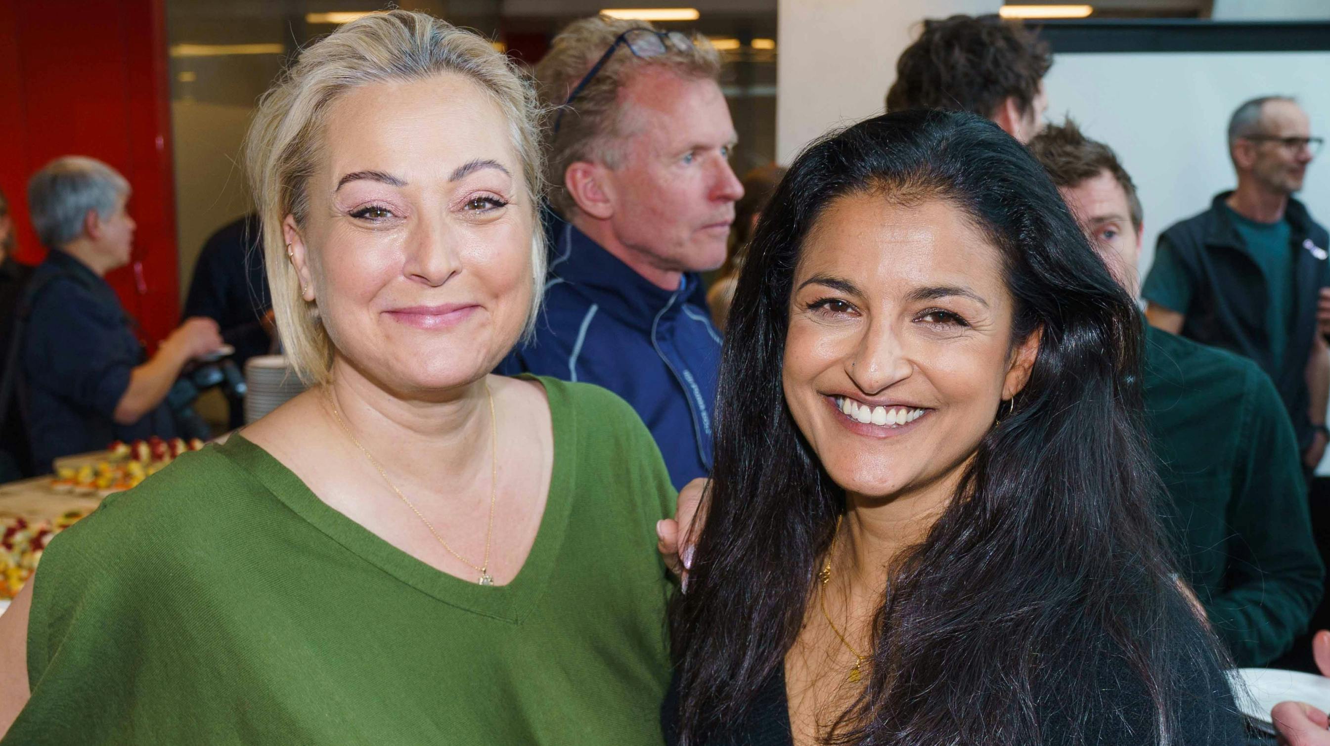 Stéphanie Surrugue og Divya Das.