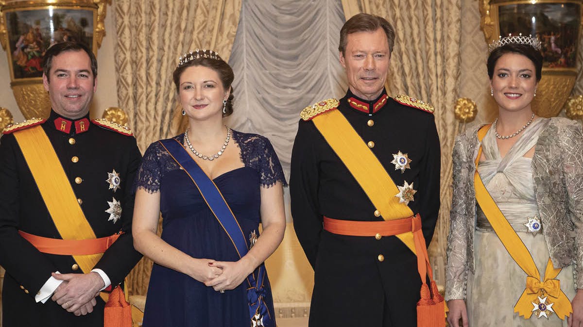 Arvestorhertug Guillaume, arvestorhertuginde Stéphanie, storhertug Henri og prinsesse Alexandra af Luxembourg.
