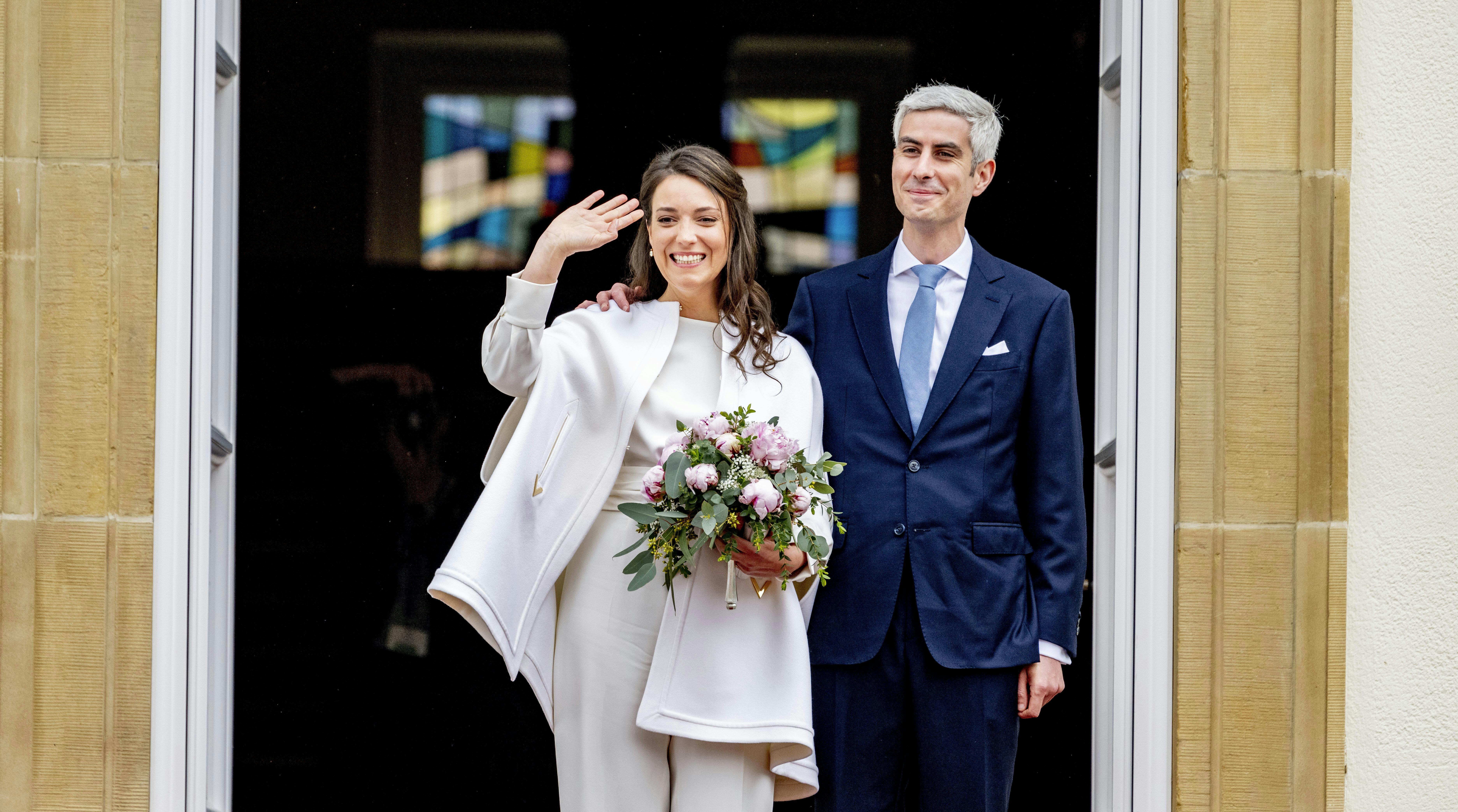 Prinsesse Alexandra er nu blevet gift med franske Nicolas Bagory.
