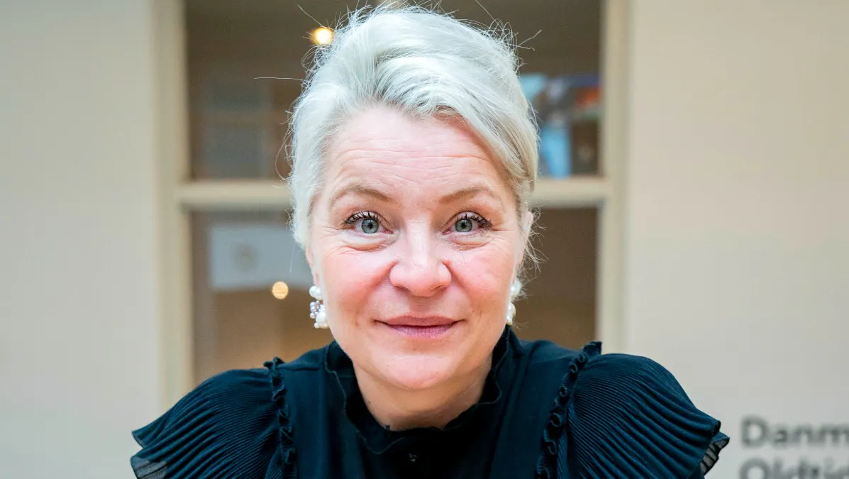 Signe Lindquist Signe Lindkvist bryder ud i gråd, da det går op for hende, hvad ...