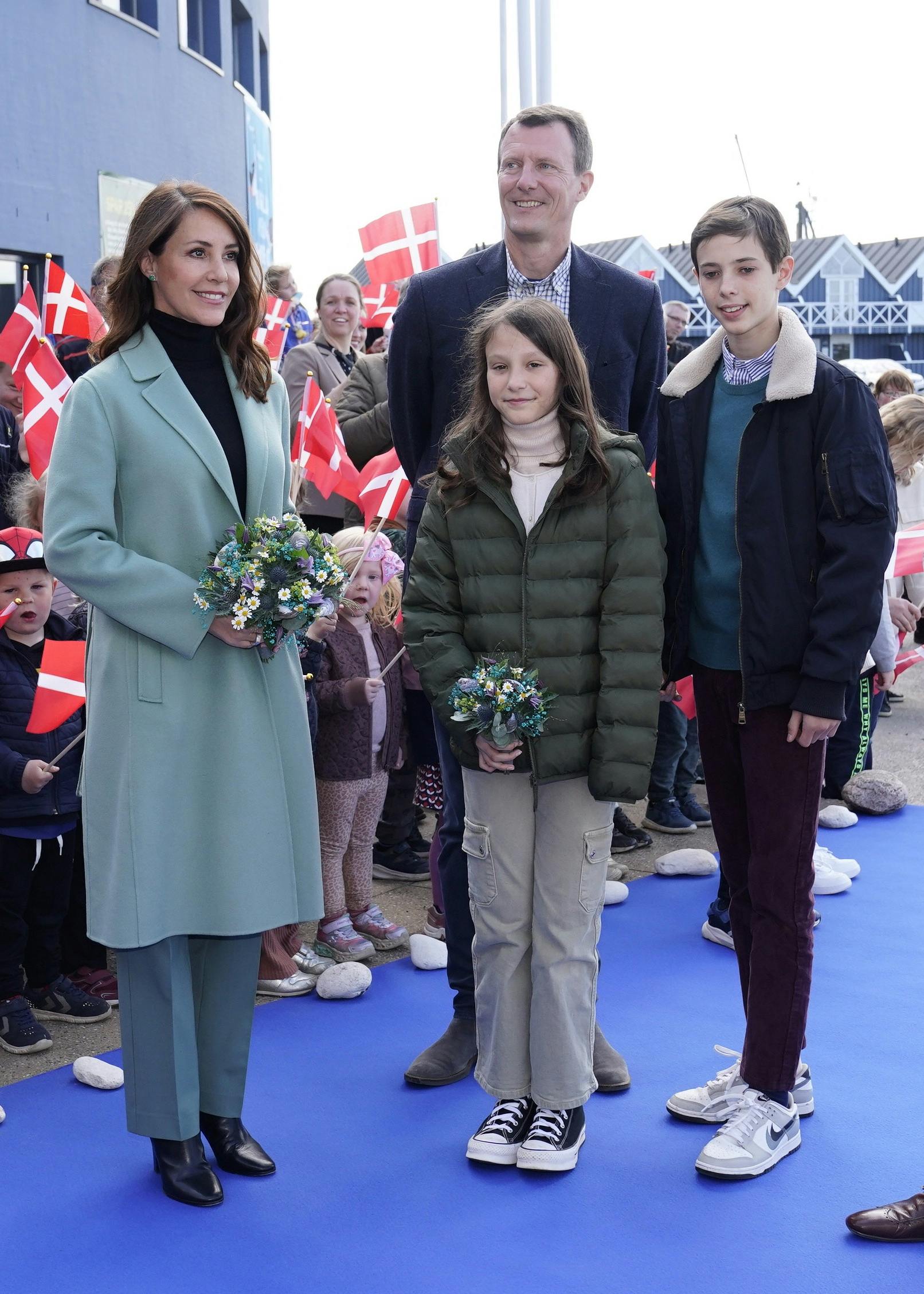 Prinsesse Marie, prins Joachim, komtesse Athena og grev Henrik
