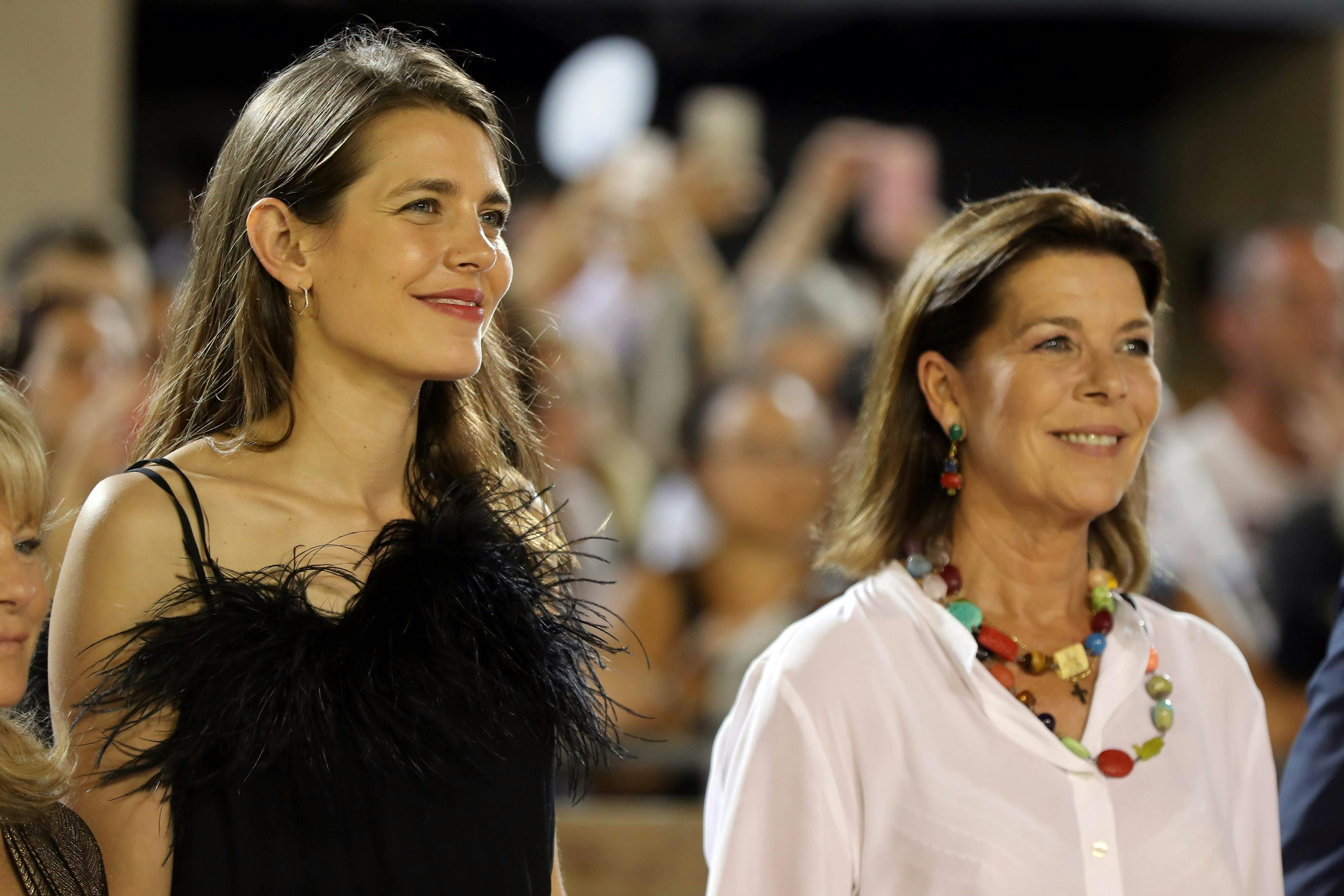 Charlotte Casiraghi og prinsesse Caroline.&nbsp;
