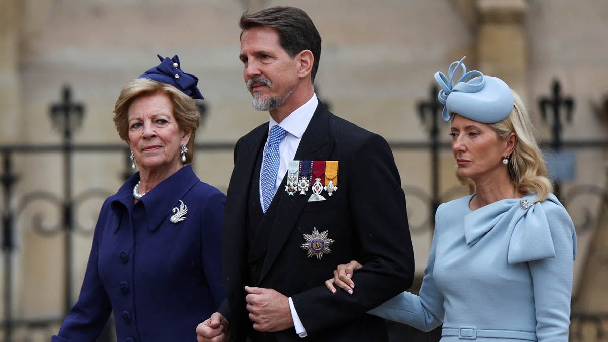 Dronning Anne-Marie, kronprins Pavlos og kronprinsesse Marie-Chantal. 