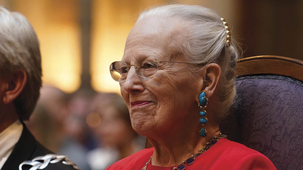 Dronning Margrethe til Haandværkerforeningens Medaljeoverrækkelse.
