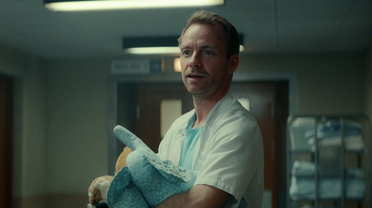 Peter Zandersen spiller Niels Lundén i "Sygeplejersken".