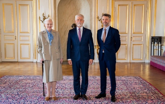 La reina Margarita, el presidente Pavel y el príncipe heredero Frederik
