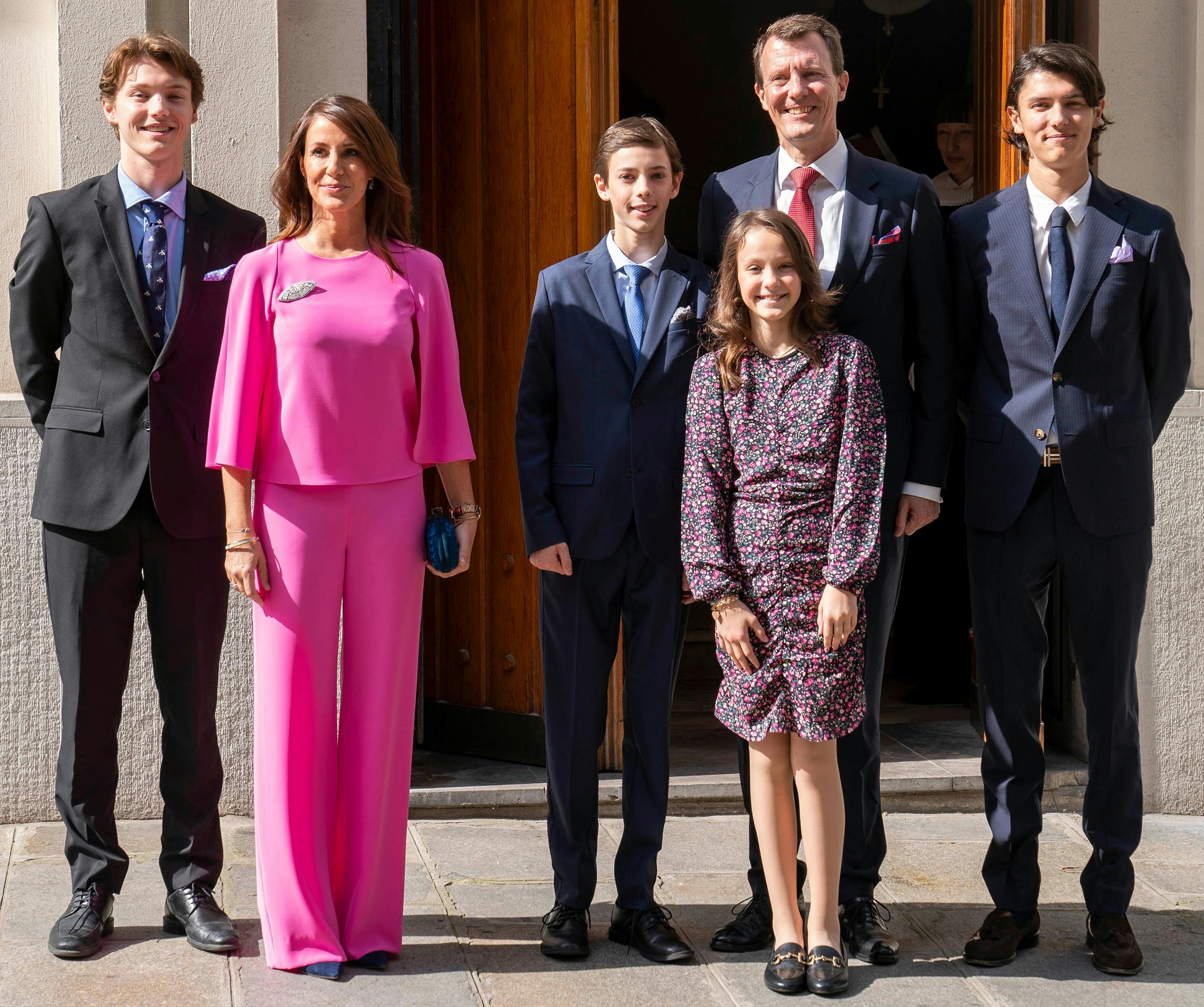 Grev Felix, prinsesse Marie, grev Henrik, komtesse Athena, prins Joachim og grev Nikolai