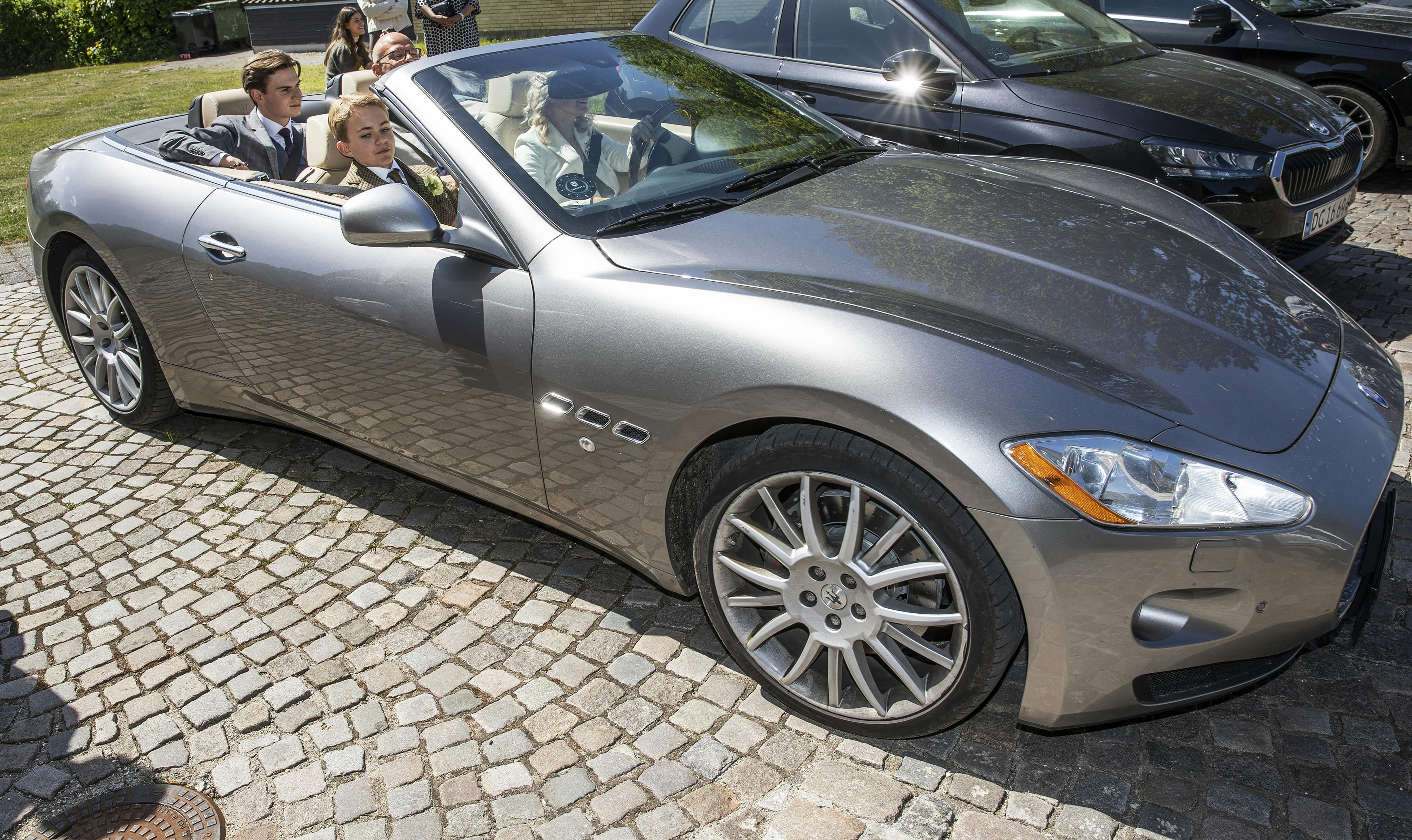 Familiens Maserati blev luftet på den store dag.&nbsp;
