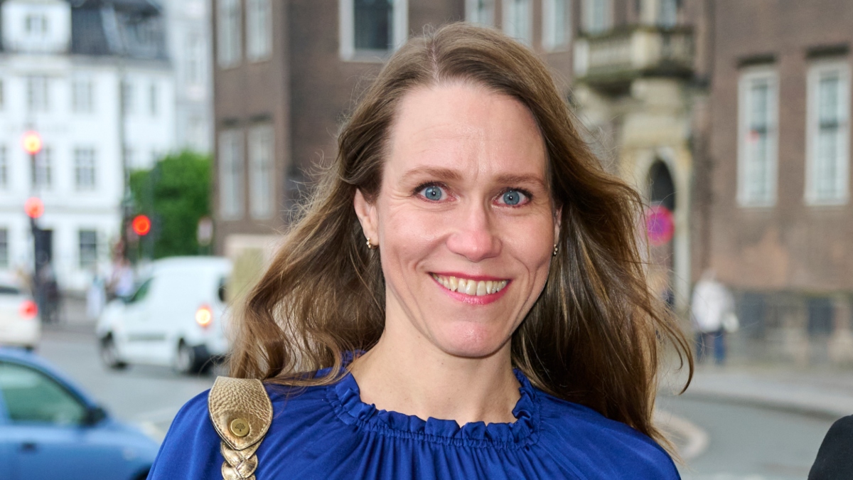 Hvorfor deltager Barbara Bertelsen i Statsrådsmiddagen? Her er ...