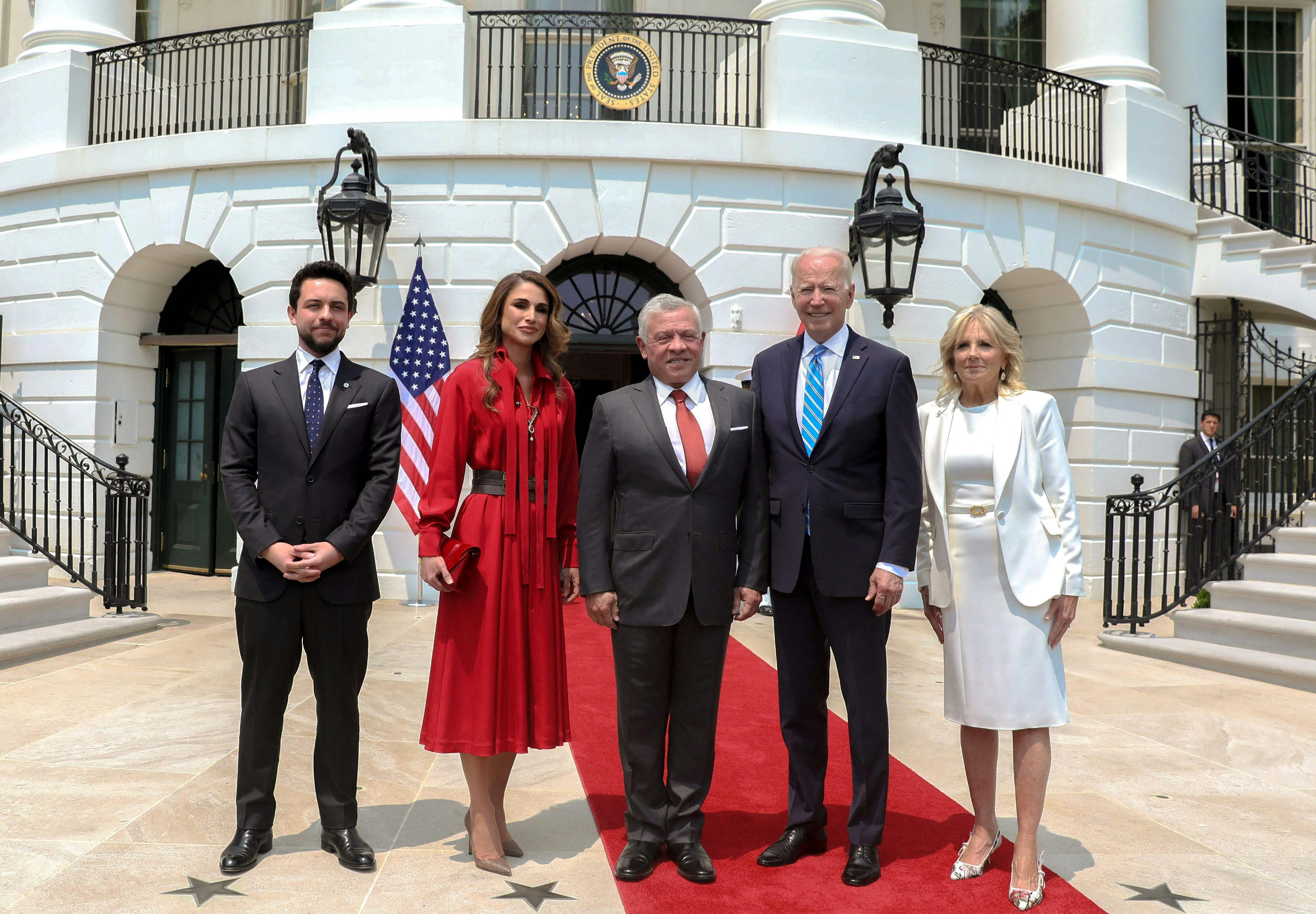 Kronprins Hussein, dronning Rania, kong Abdullah, Joe Biden og Jill Biden i 2021. 