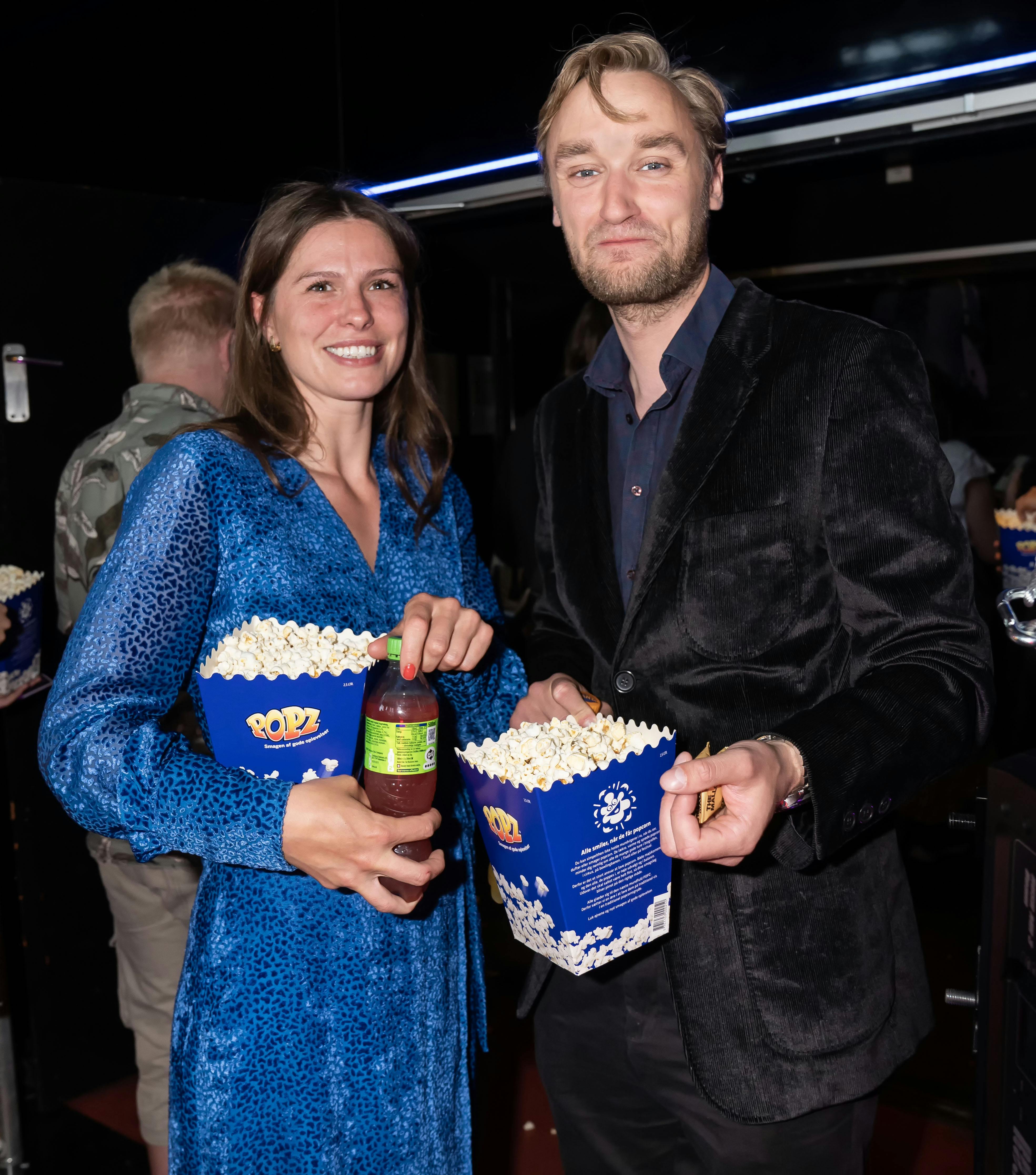 Lue Støvelbæk med sin kæreste Josefine.
