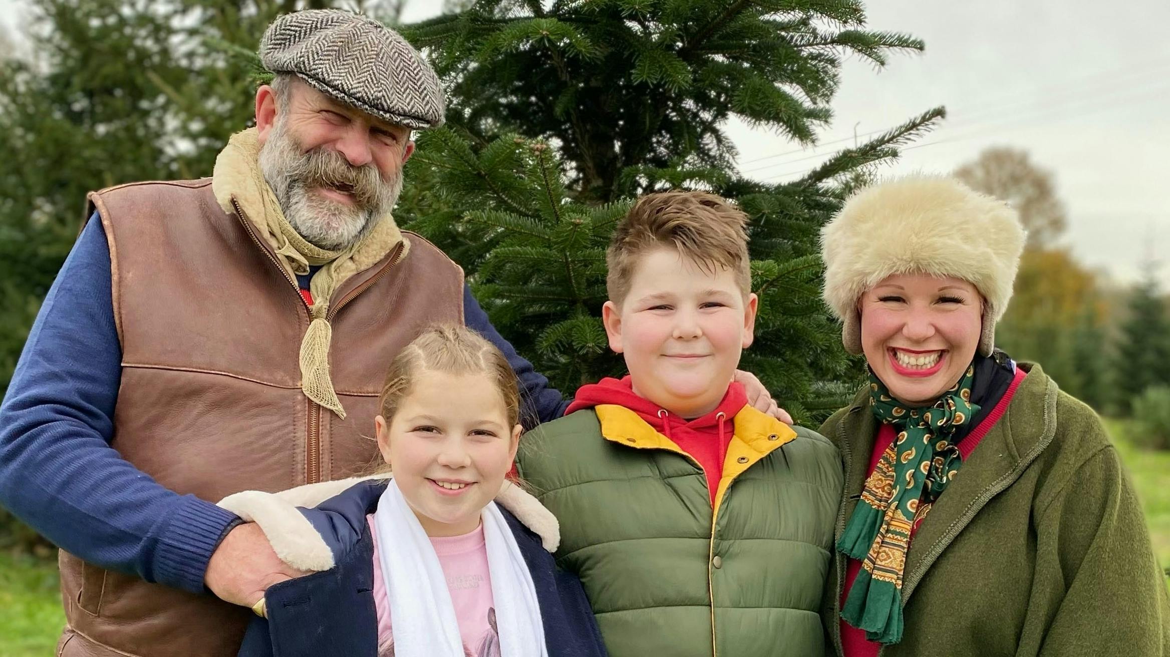 Dick og Angel Strawbridge med børnene Arthur og Dorothy.