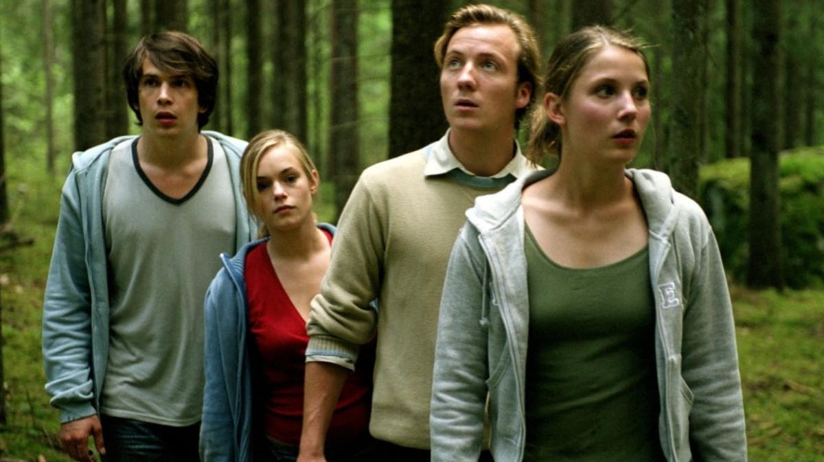 Kristian Leth, Laura Christensen, Nicolai Jandorf Klok og Tuva Novotny i "Midsommer". 