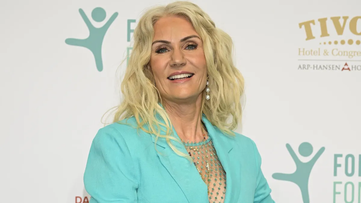 Hold da helt fest: Helle Thorning-Schmidt vækker velfortjent opsigt til ...