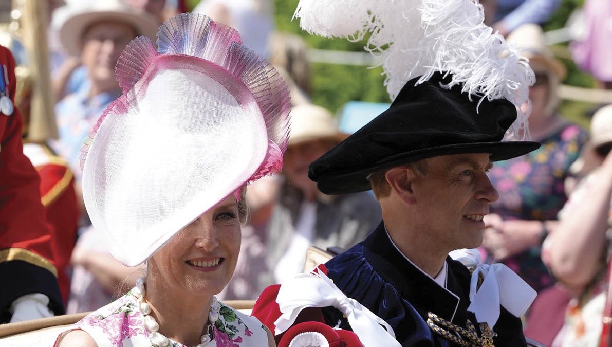 Hertuginde Sophie og prins Edward til Order of The Garter-service i Windsor 19. juni 2023.
