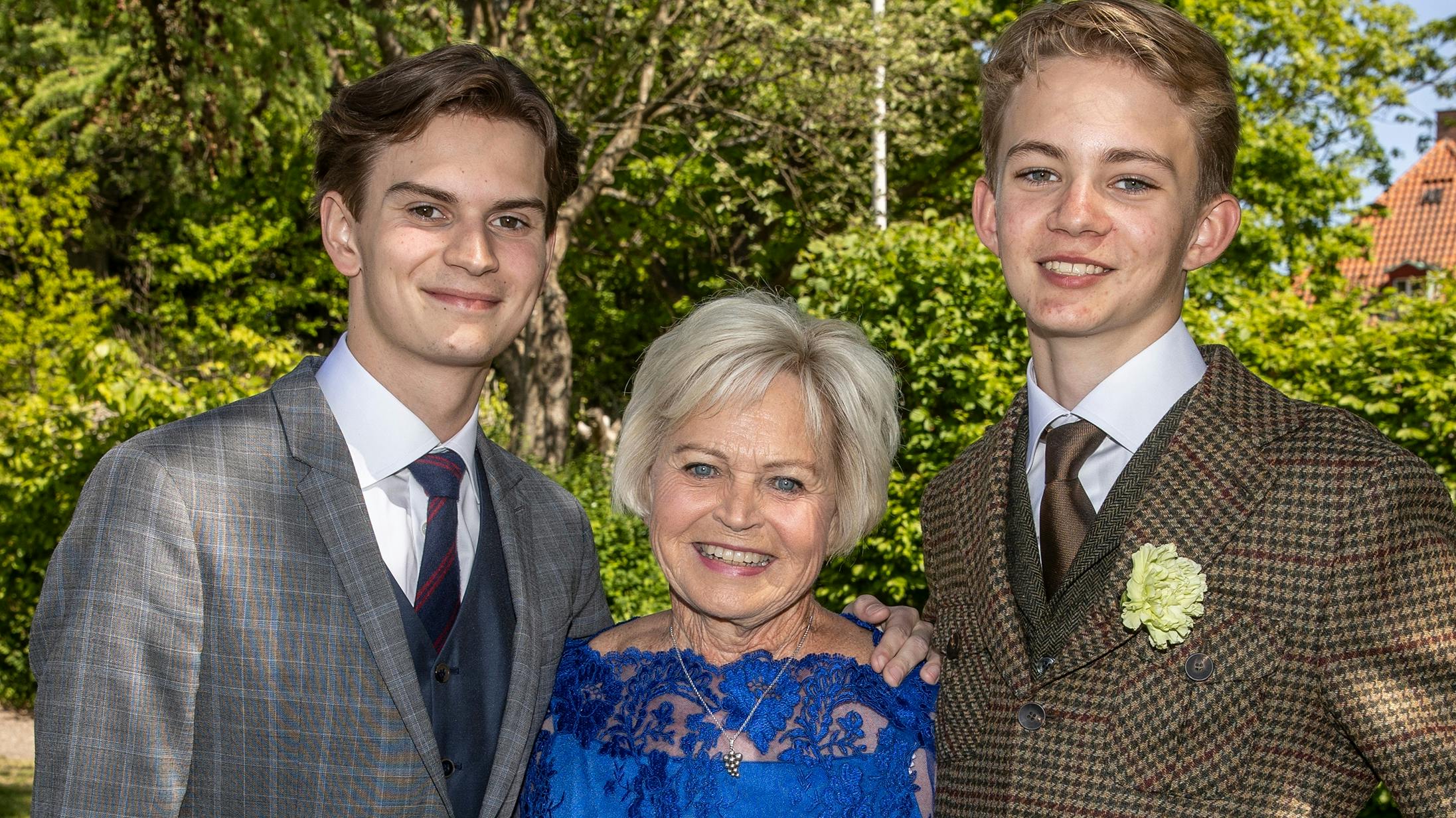 Hilda Heick med børnebørnene Eliot og Storm.