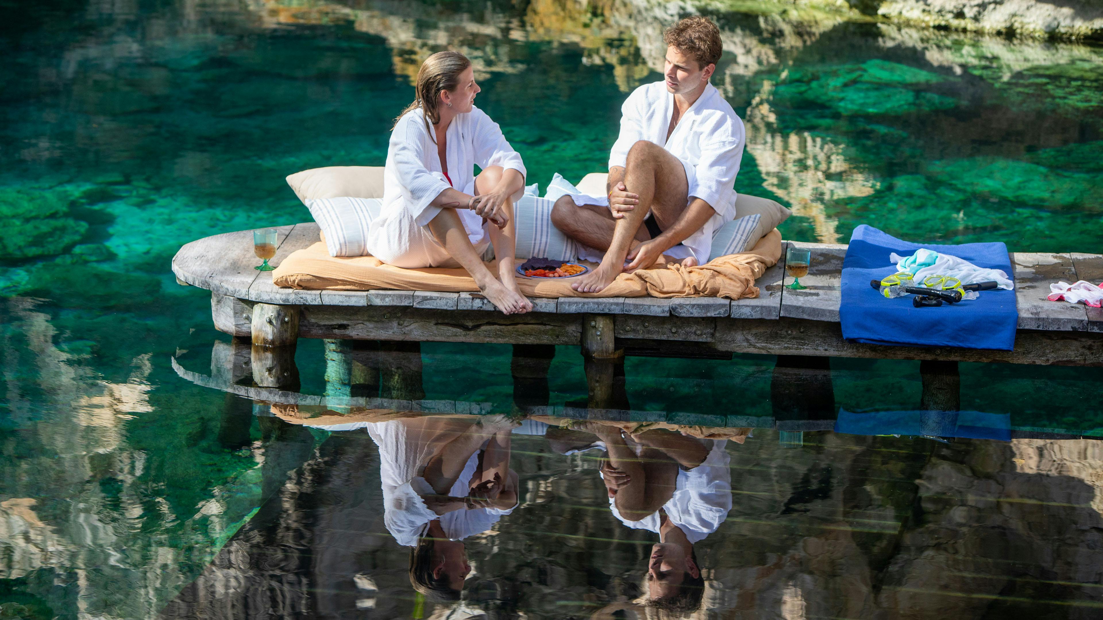 Mette og Stig på deres singledate. 