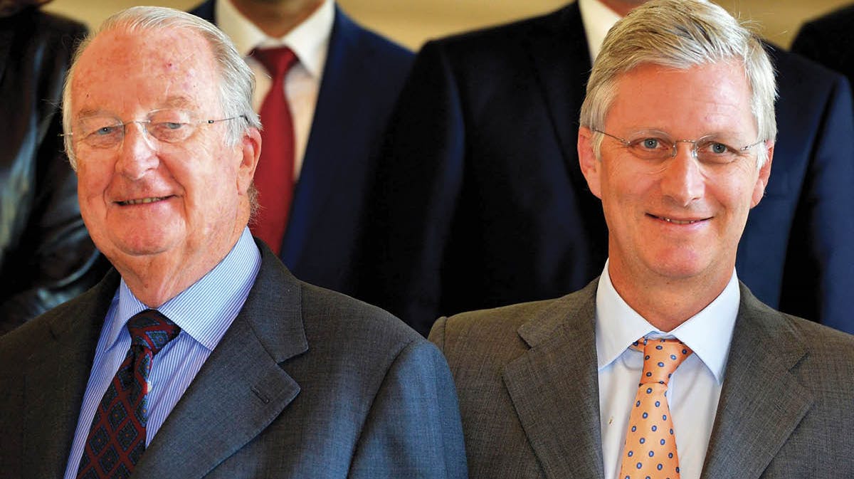 Kong Albert 2. af Belgien og sønnen kong Philippe.