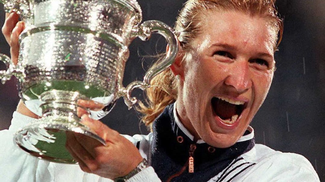 Steffi Graf med US Open-trofæet