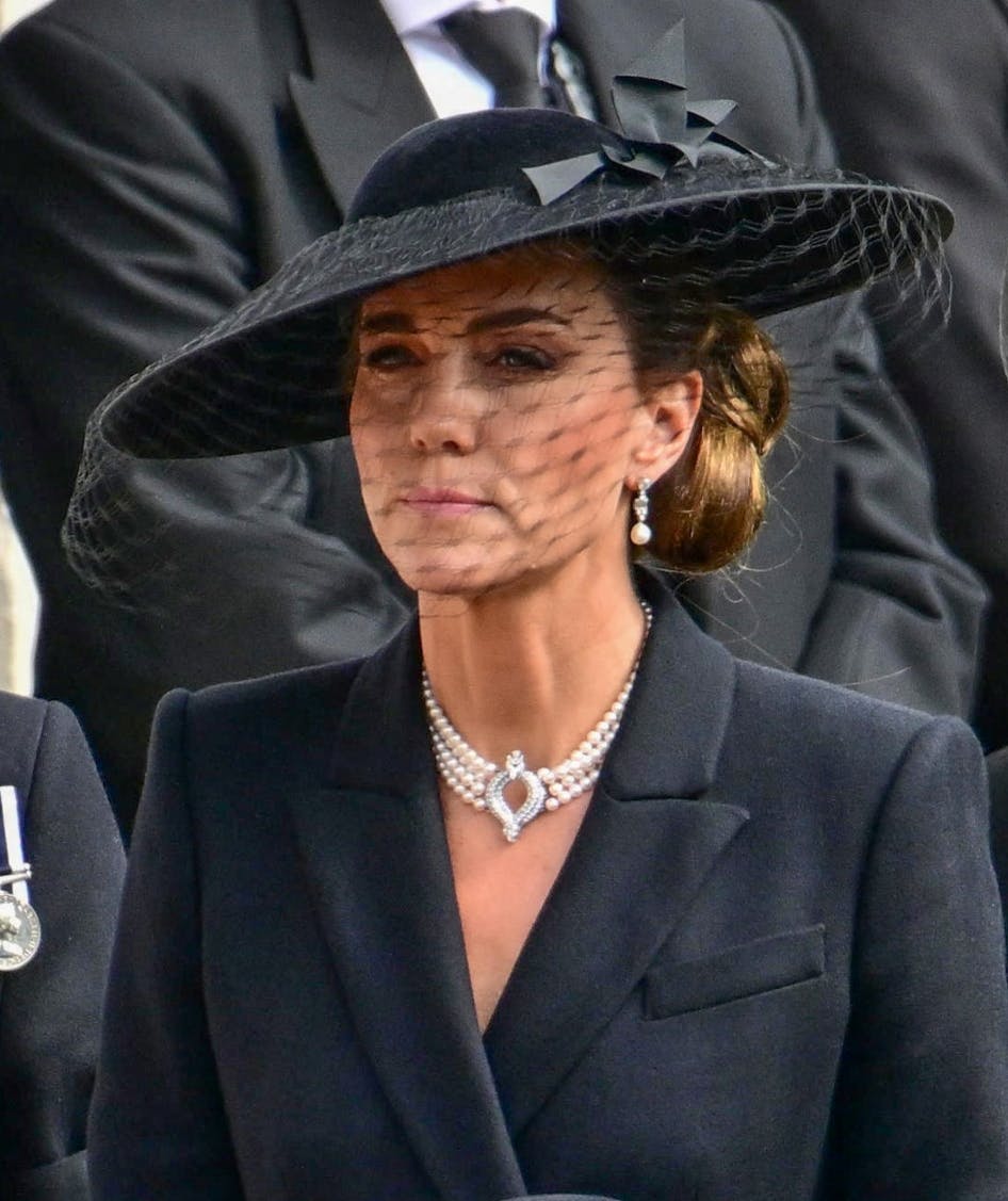 Prinsesse Catherine var halskæden ved dronning Elizabeths begravelse.