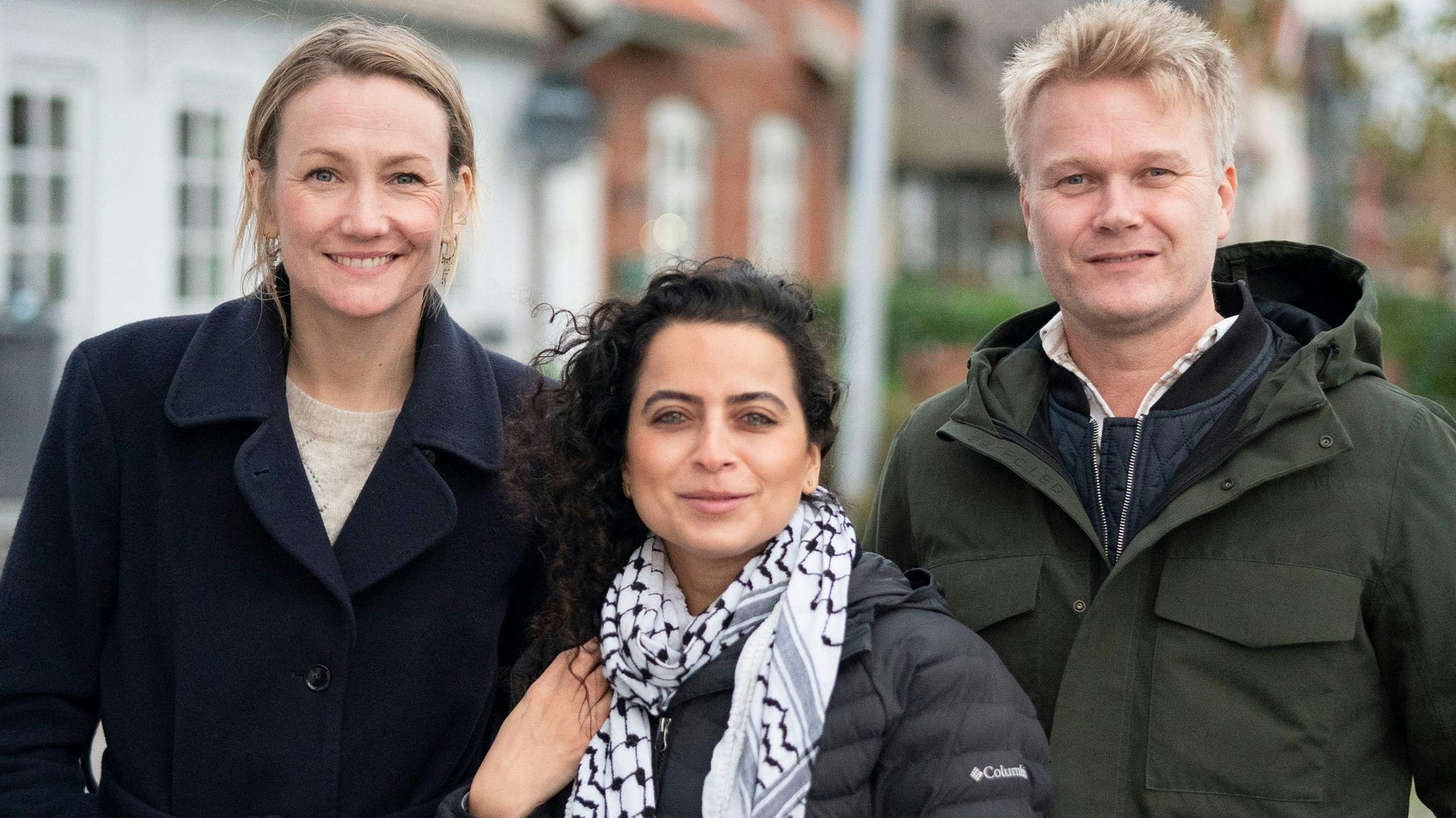 Sara Lygum og Christian Borregaard med Lina Zeraiq. 