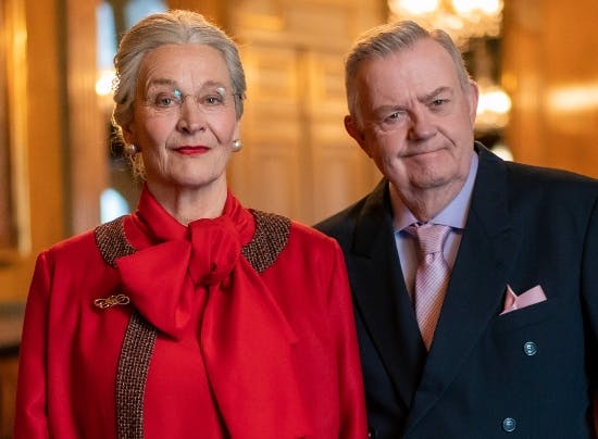 Ulla Henningsen som Margrethe og Peter Schrøder som prins Henrik.