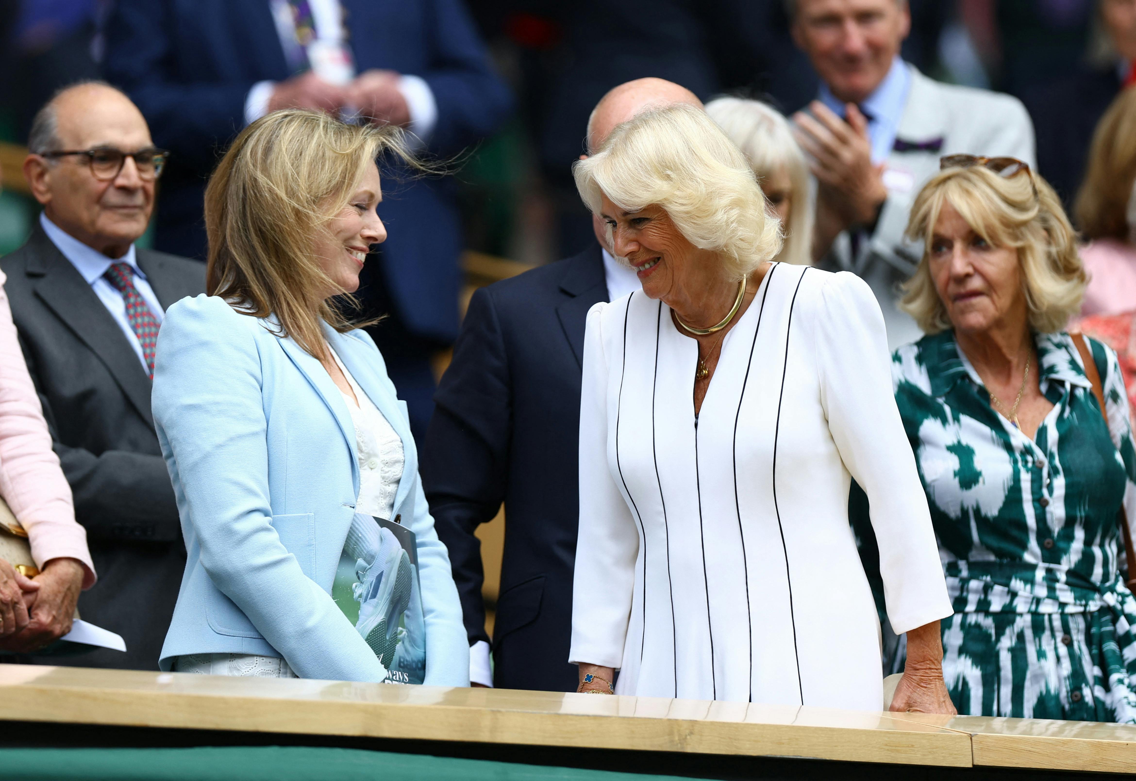 Dronning Camilla ved ankomsten til Centre Court.&nbsp;
