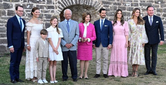 Den svenske kongefamilie samlet til Victoriadag 2023.