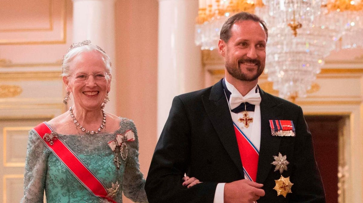 Dronning Margrethe og kronprins Haakon. 