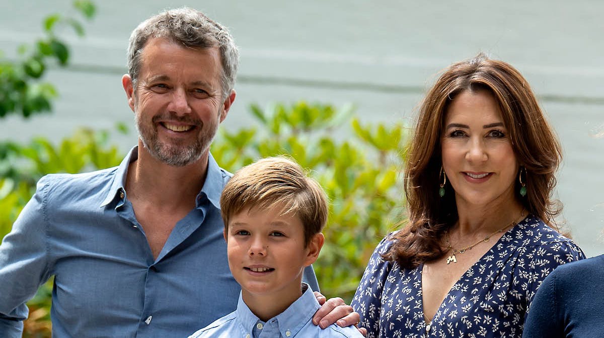 Kronprins Frederik, prins Vincent og kronprinsesse Mary.