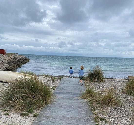 Dennis Knudsens børn i Skagen.