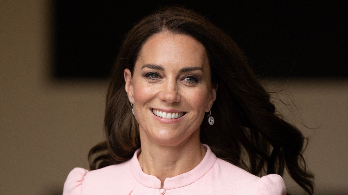 Efter dronning Elizabeths d d Pludselig er prinsesse Kate stoppet