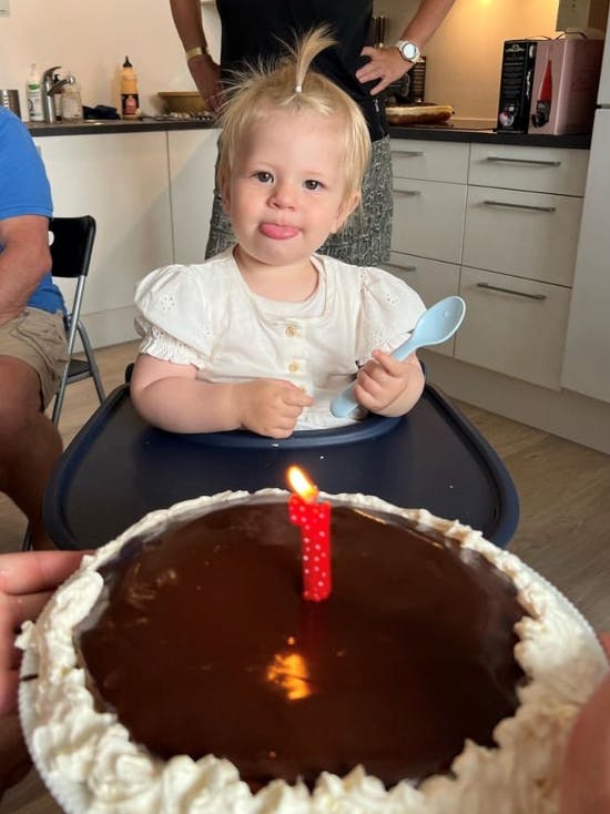 Lotte Friis´ datter Andrea på sin 1-års fødselsdag.