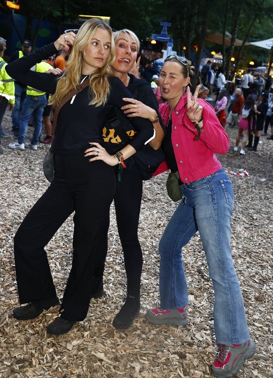 Cecilie Beck med Frida og Astrid