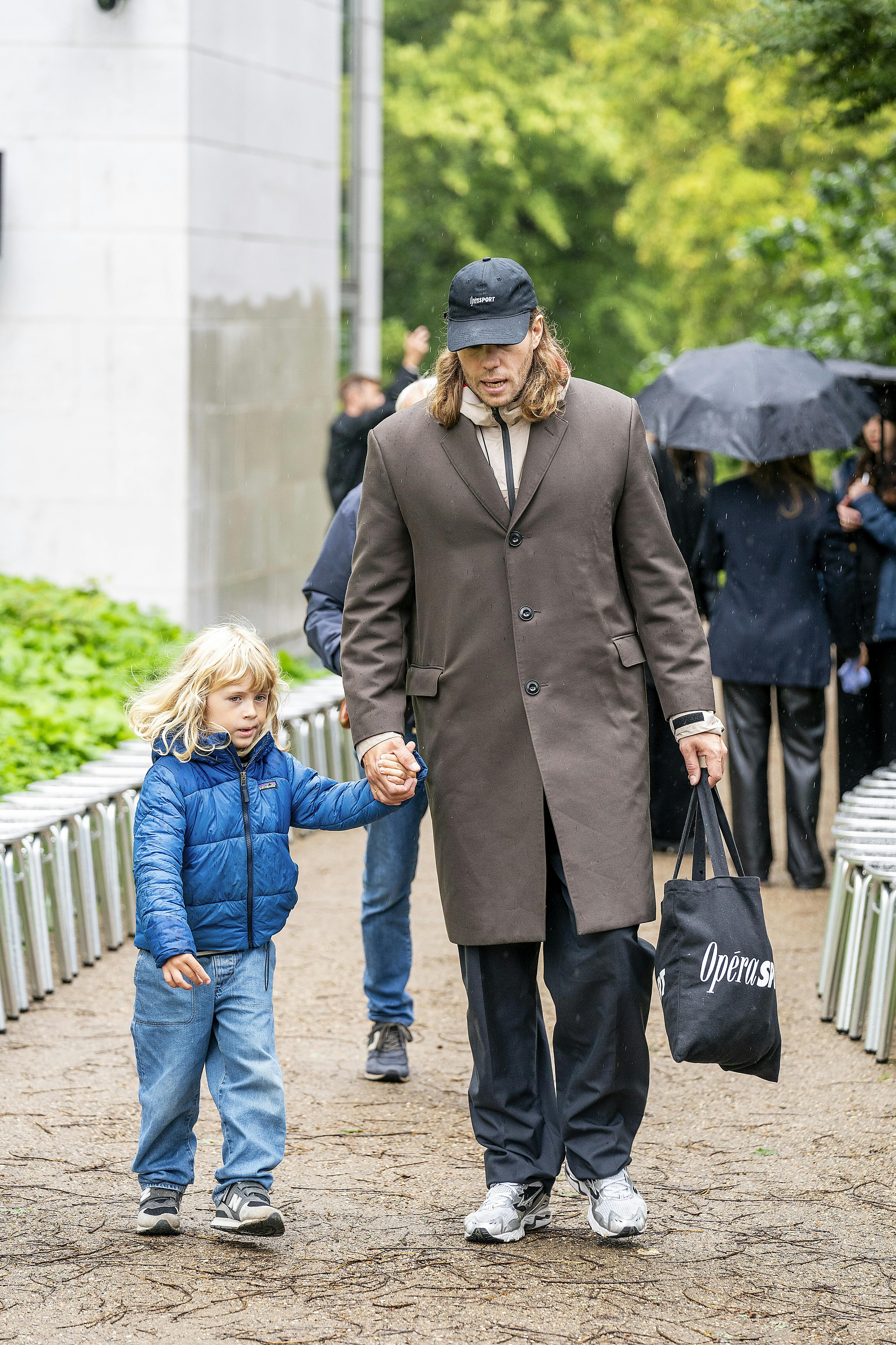 Mikkel Hansen med sønnen Eddie Max.
