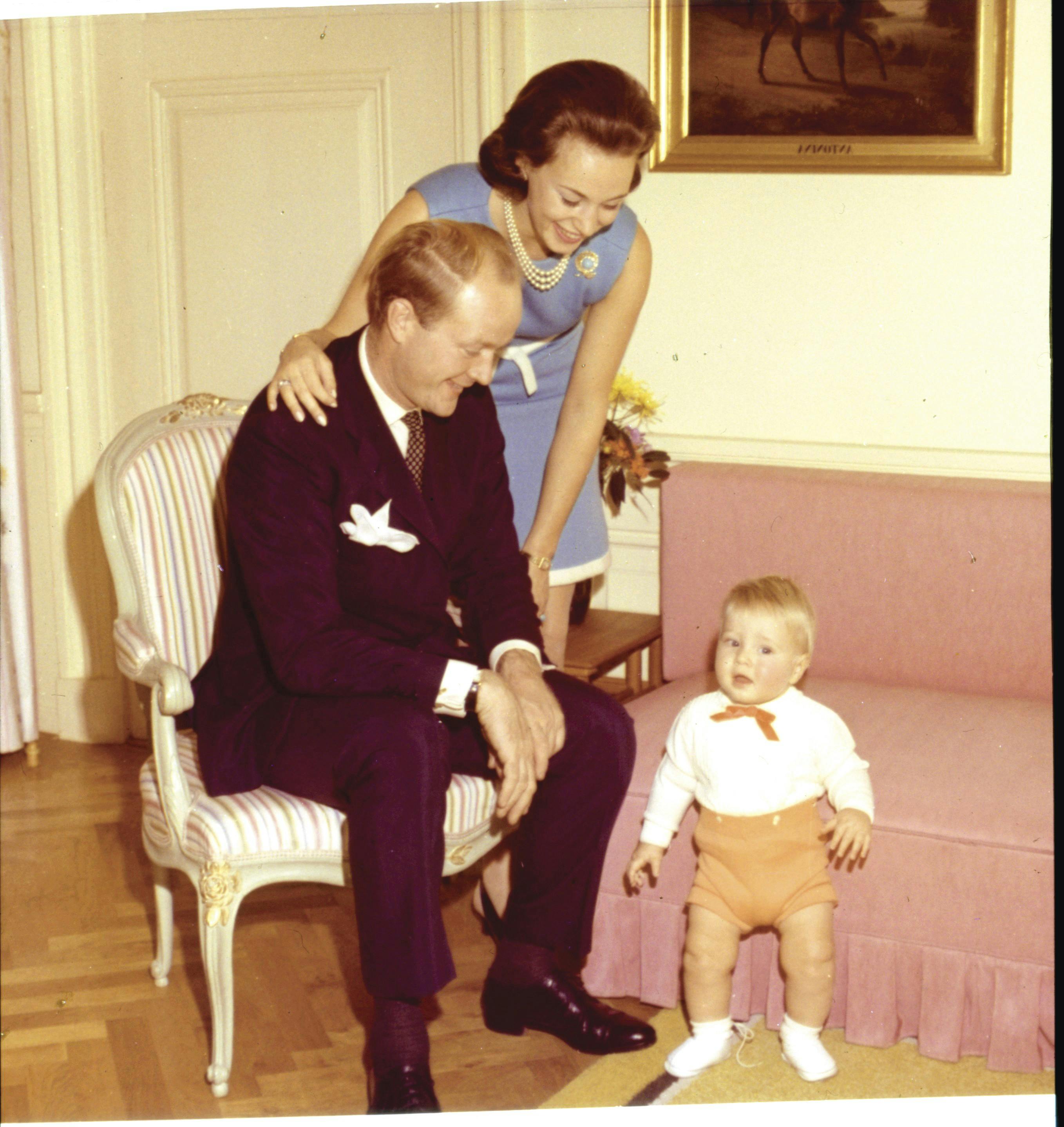 Prins Richard - prinsesse Benedikte - prins Gustav - familie i 1969 -Foto: Elfelt