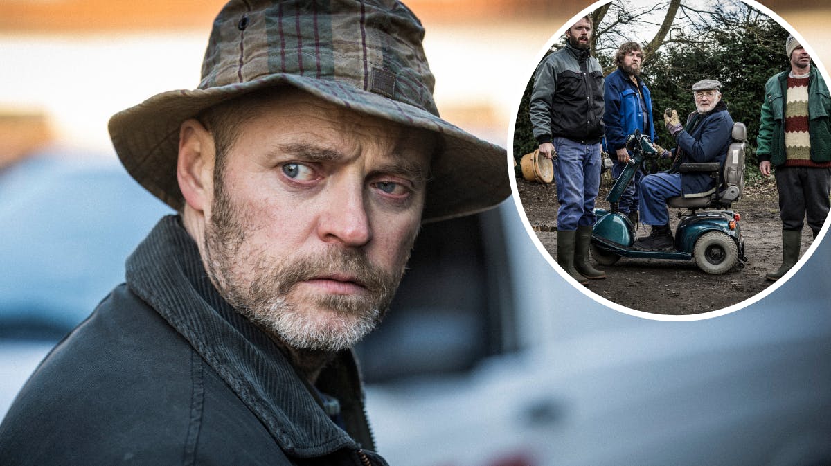 Jacob Lohmann samt Kasper Gross, Jonas Mogensen, Niels Hausgaard og Mick Øgendahl i "Minkavlerne". 