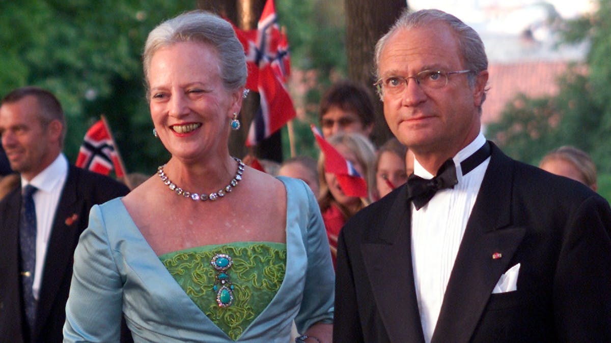 Dronning Margrethe og kong Carl Gustaf i 2001.&nbsp;