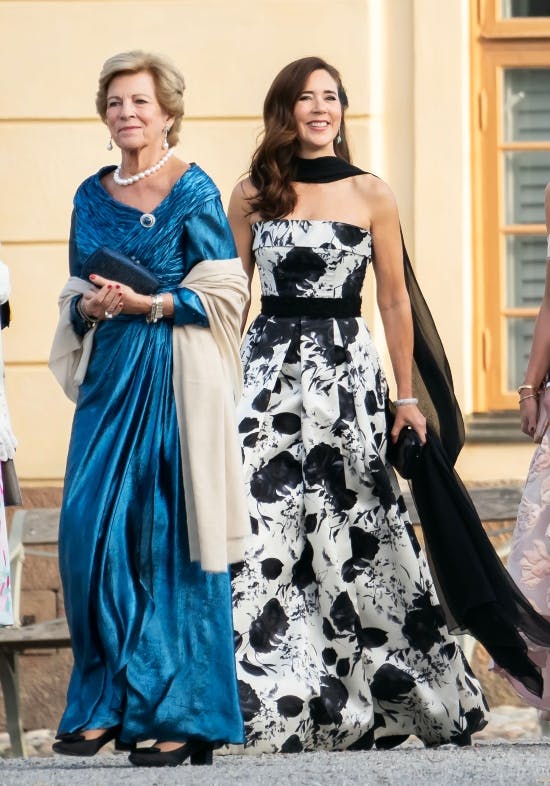 Dronning Anne-Marie og kronprinsesse Mary