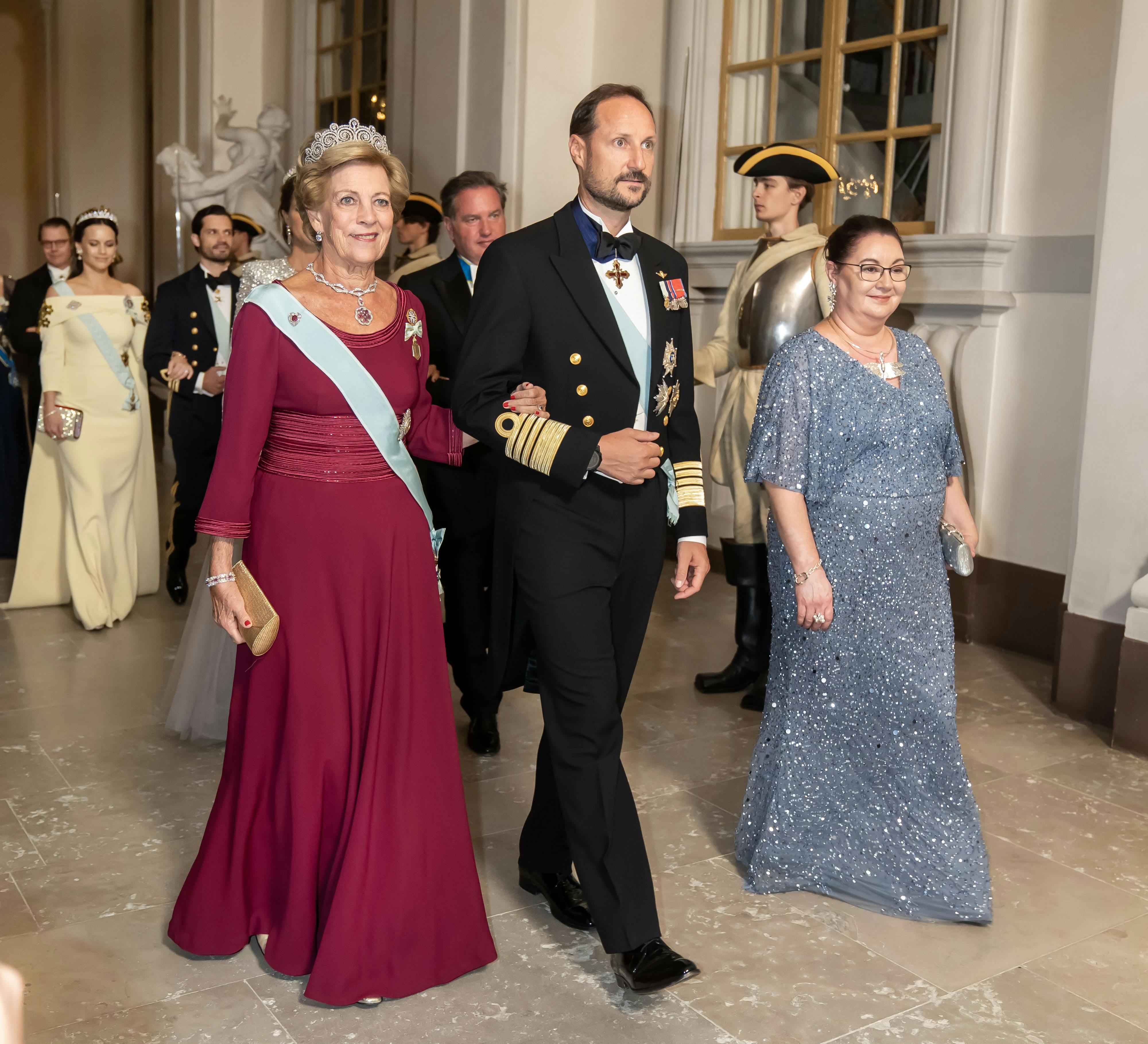 OPGAVE: Jubilæumsbanket. De kongelige i procession.Kong Carl Gustafs 50- års regeringsjubilæumSTED: Drottningholms slottJOURNALIST: Ulrik Ulriksen og Marianne SingerFOTOGRAF: Hanne JuulDATO: 20230915