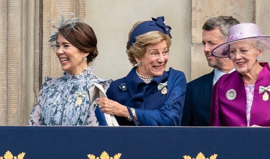 Kronprinsesse Mary, dronning Anne-Marie, kronprins Frederik og dronning Margrethe