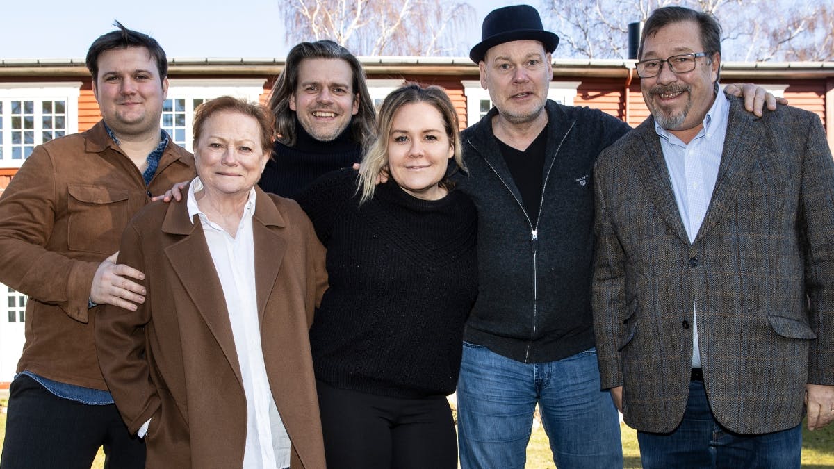 Nicolai Jørgensen, Lisbet Dahl, Carsten Svendsen, Linda P., Andreas Bo og James Price