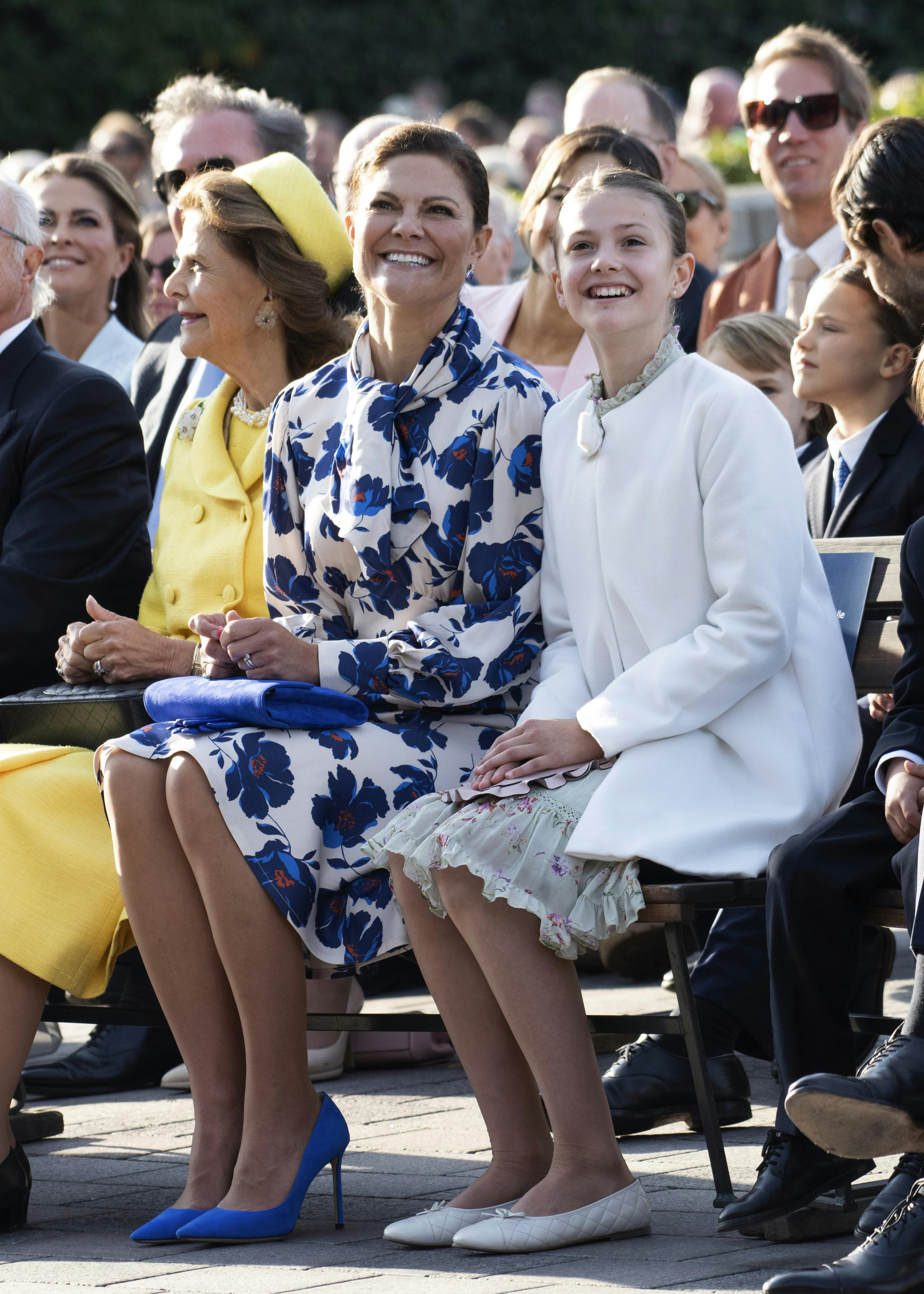Kronprinsesse Victoria og prinsesse Estelle.