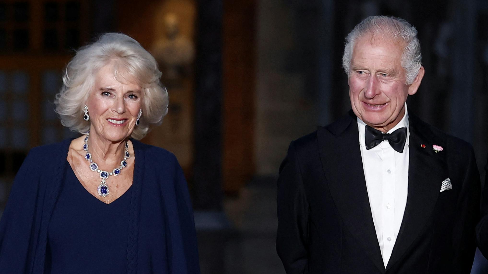 Dronning Camilla og kong Charles under deres statsbesøg i Frankrig.&nbsp;
